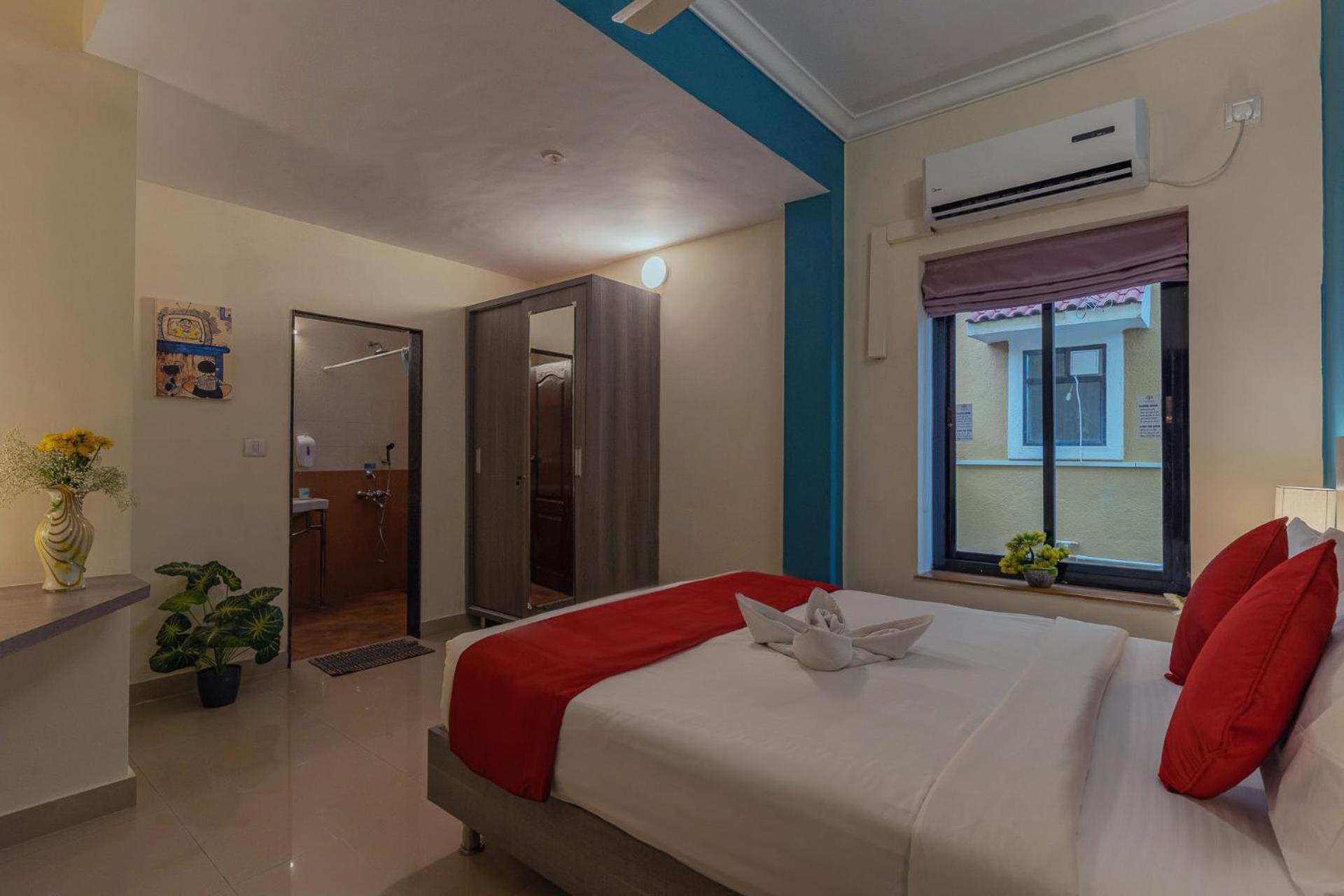 Villa Treehouse Blue & Colva